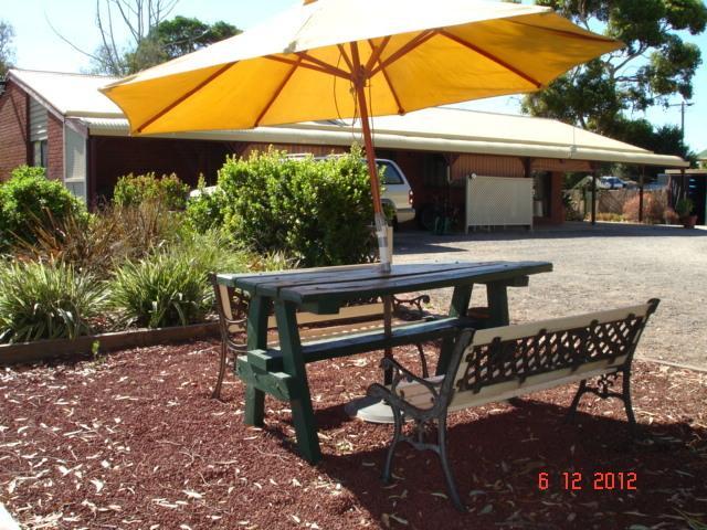 Tooleybuc Country Roads Motor Inn מראה חיצוני תמונה