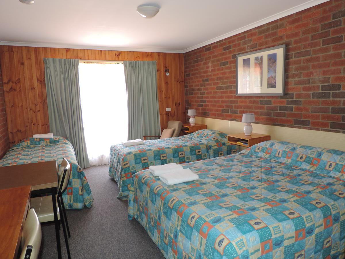 Tooleybuc Country Roads Motor Inn מראה חיצוני תמונה