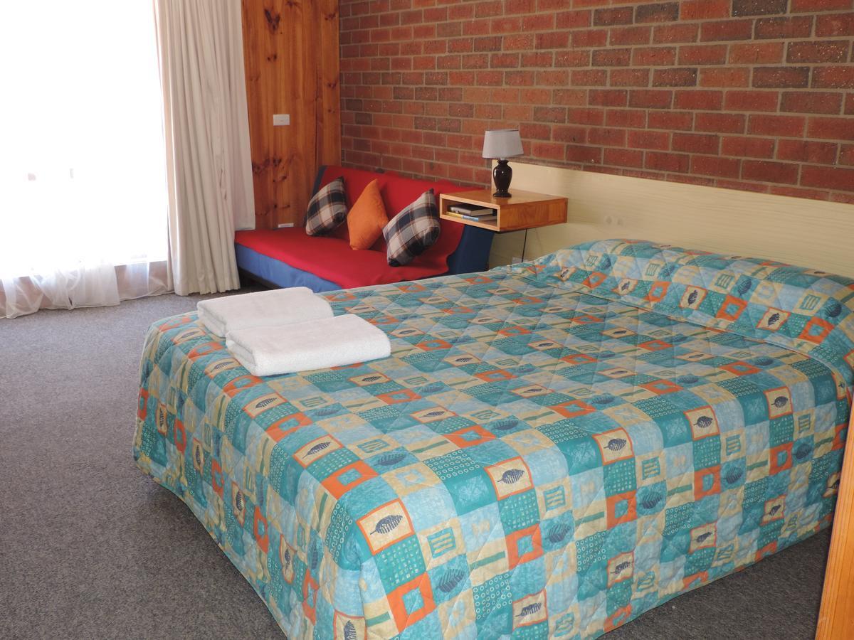 Tooleybuc Country Roads Motor Inn מראה חיצוני תמונה
