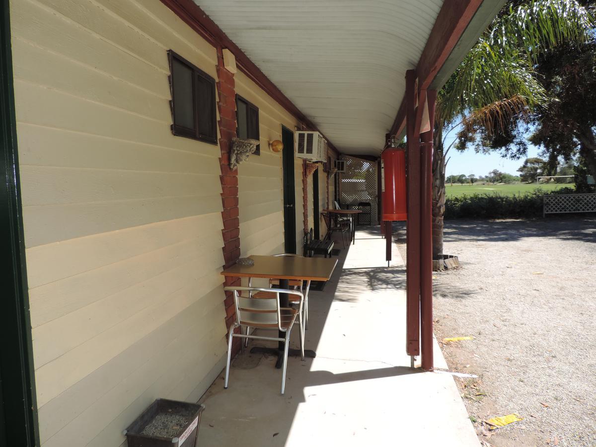 Tooleybuc Country Roads Motor Inn מראה חיצוני תמונה